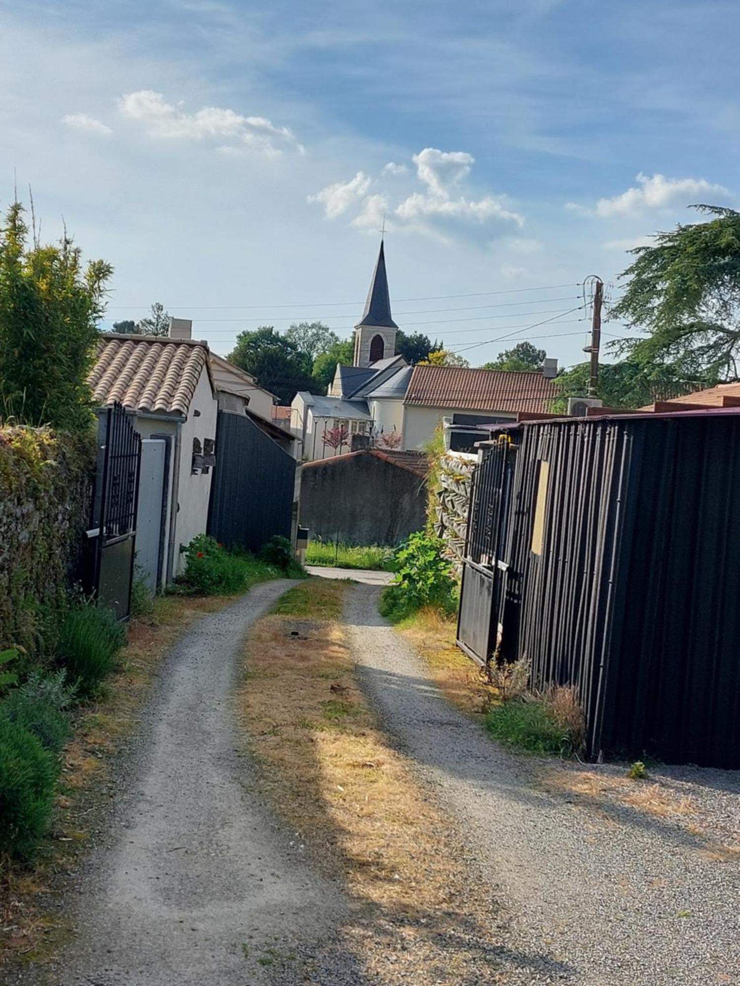 Virginie & Yann Villa Saint-Léger-les-Vignes Exterior photo